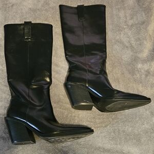 Zara Cowboys Women's Boots
